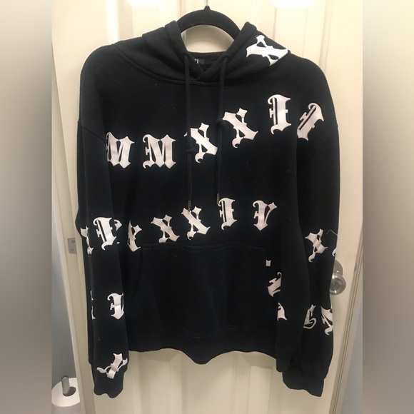 Forever 21 Black Hoodie with White Lettering - Picture 2 of 11